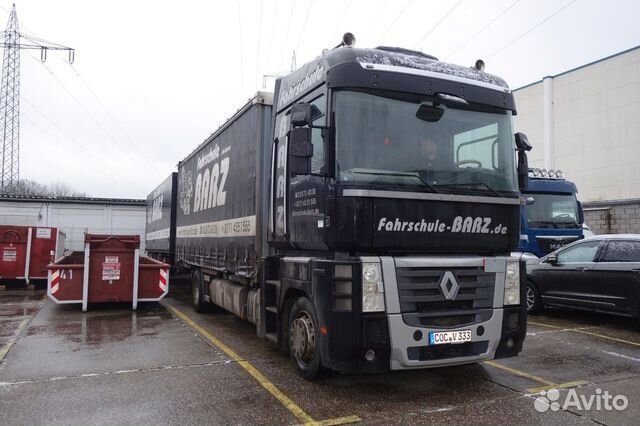 В разборке грузовик Renault,Magnum IV 2008-2013