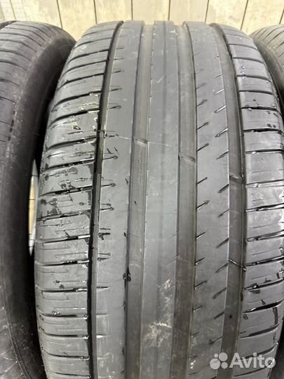 Michelin Pilot Sport 4 S 275/45 R21