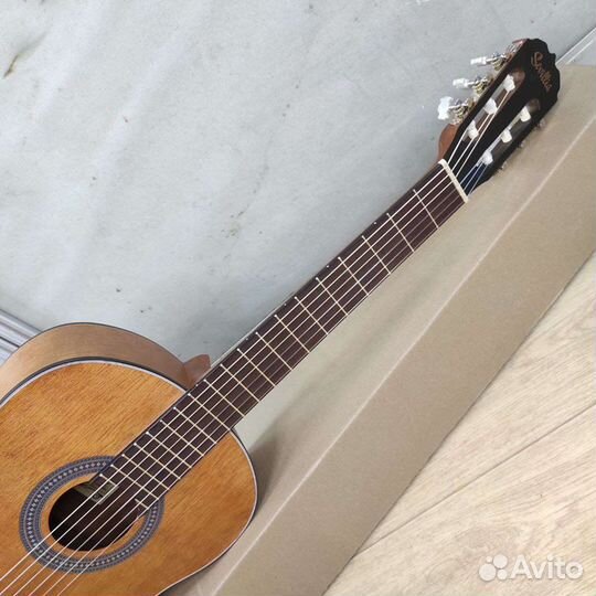 Гитара новая классическая индонезия