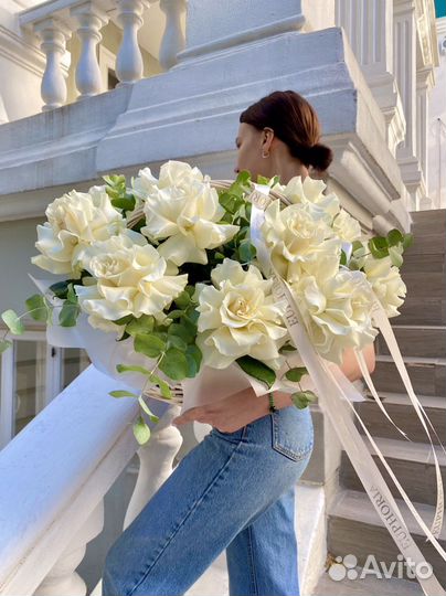 Розы Ажурные, большие розы, белые красные