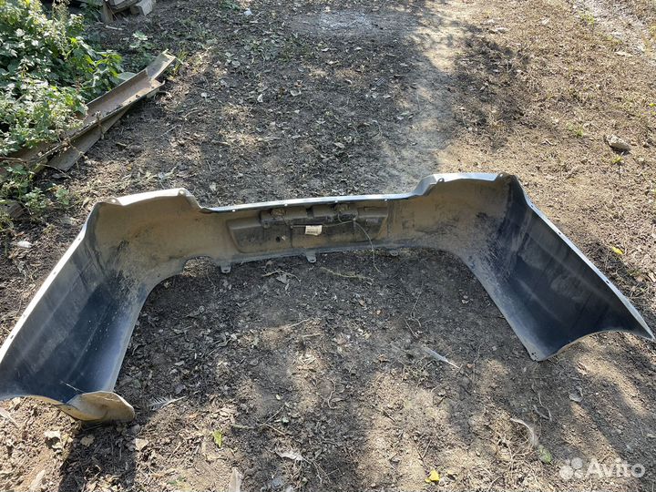 Бампер на datsun