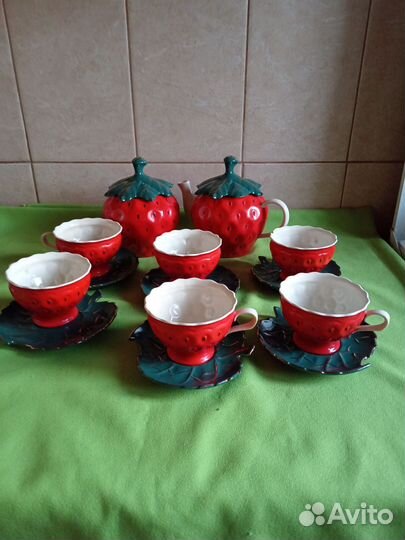 Чайный сервиз Клубника винтаж