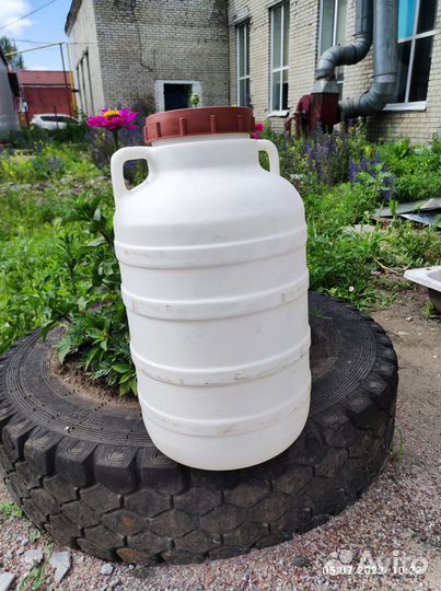 Емкость пластиковая