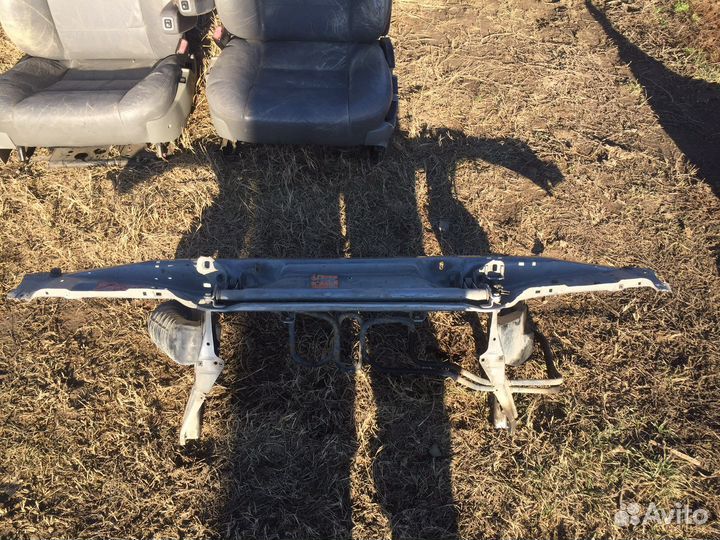 Телевизор бмв е32