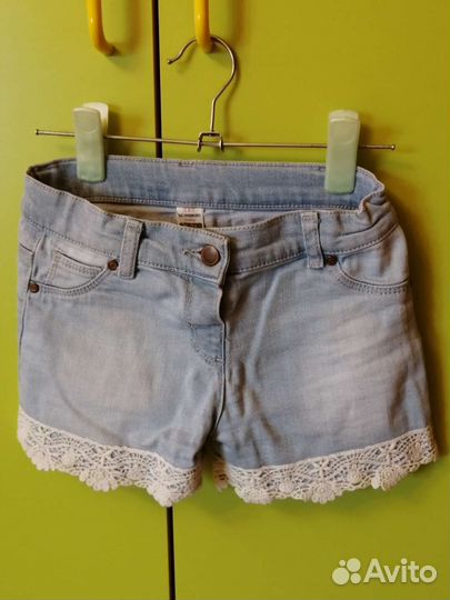 Джинсовые шорты для девочки 6-8лет