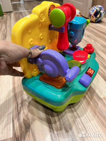 Интерактивная игрушка станок