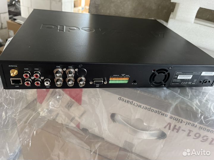 Видеорегистратор Avermedia EB1704HB WiFi