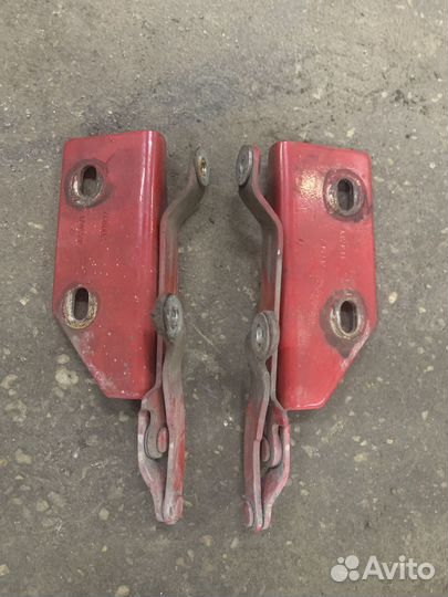 Петля капота Lifan Breez 2007–2014