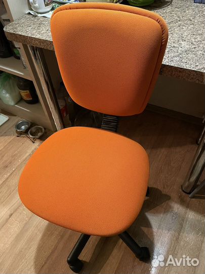 Офисный стул б/у