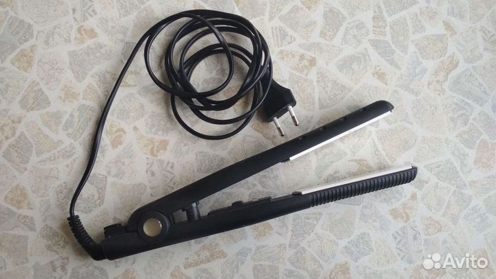 Утюжок для волос