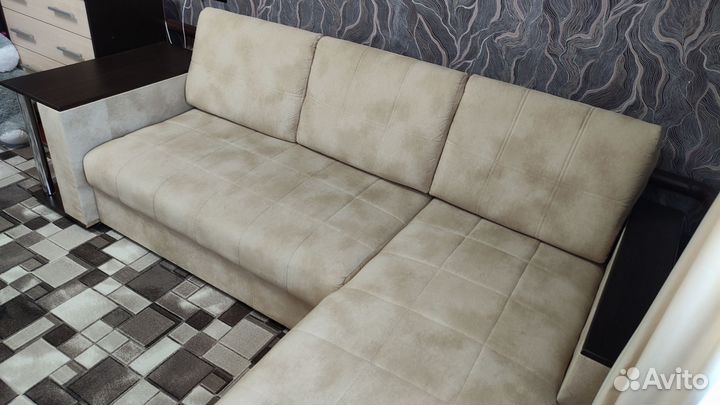 Угловой диван