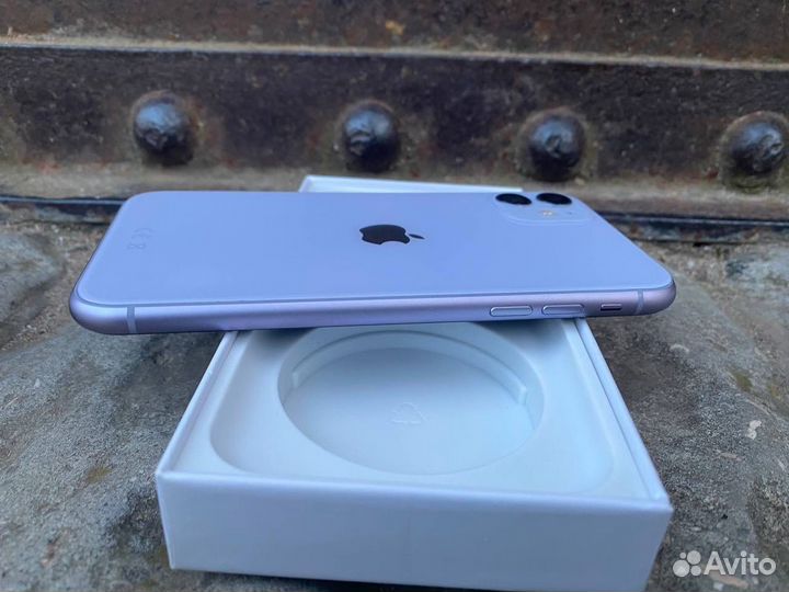 iPhone 11, 128 ГБ