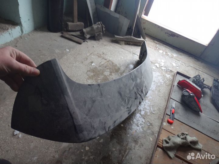 Мазда 3 спойлер крышки багажника Mazda3 BL 08-13