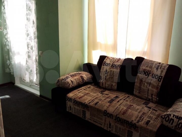 1-к. квартира, 30 м², 4/4 эт.