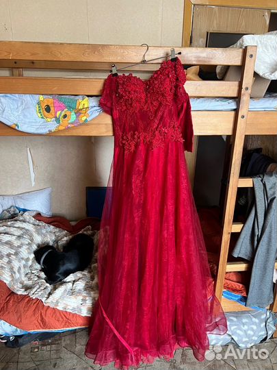 Вечернее платье бальное