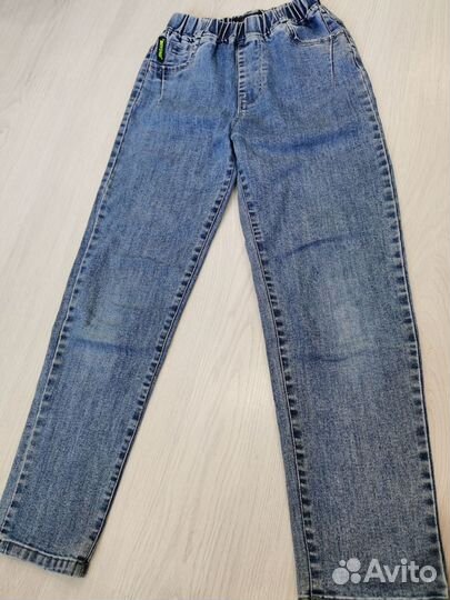 Комбинезон и джинсы для девочки 152