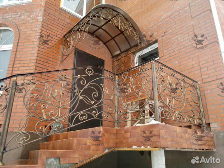 Навес козырек входная группа