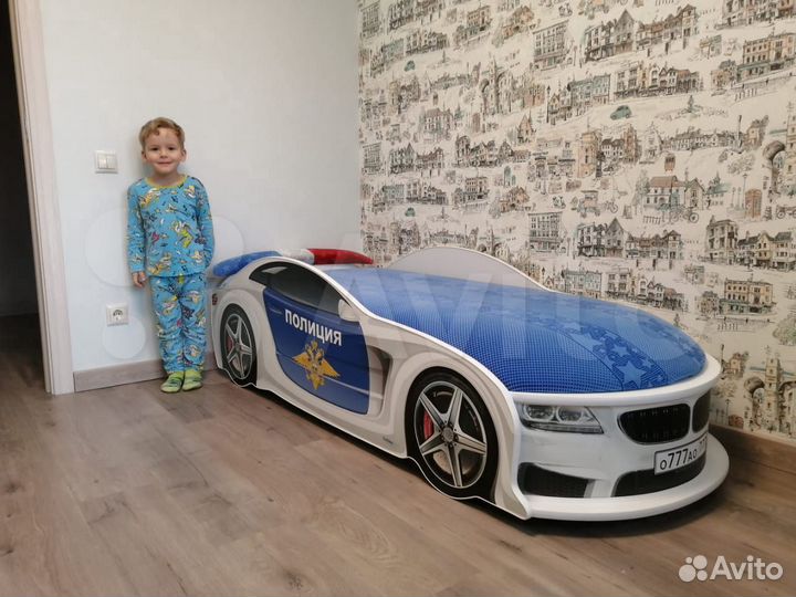 Кровать машина