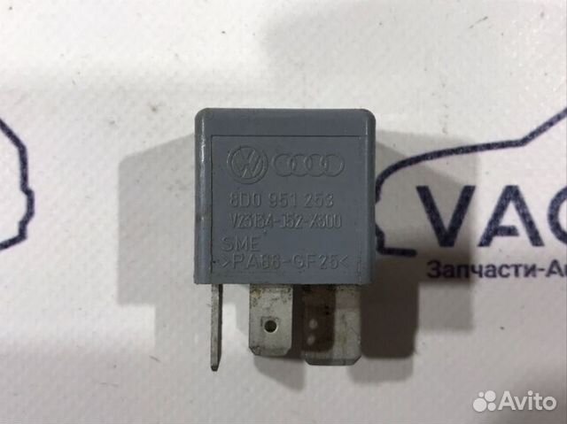 Реле Audi A4 B5 2000