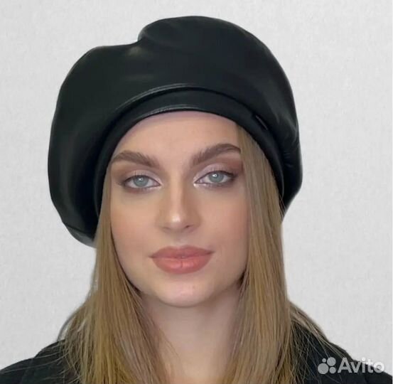 Берет новый