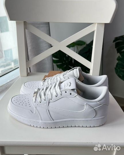 Nike Air Jordan 1 low x Travis Scott White Party