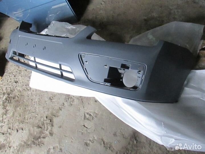 Бампер передний Ford Focus II