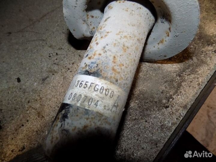 Амортизатор задний Impreza (G12) 2007-2012