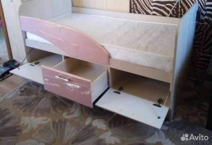 Кровать дельфин