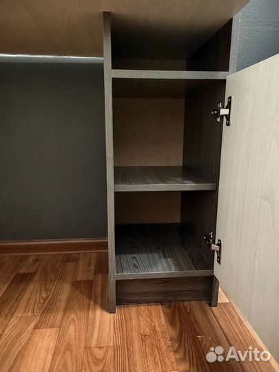 Письменный стол, компьютерный стол