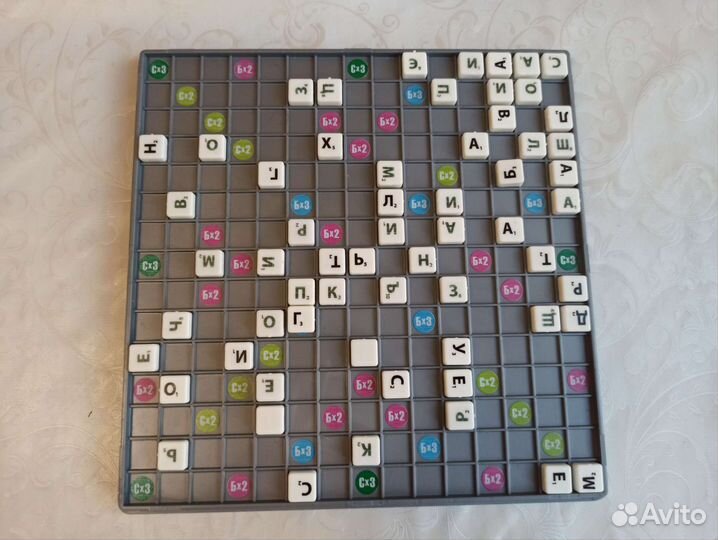 Словодел новая настольная игра в слова Скрабл