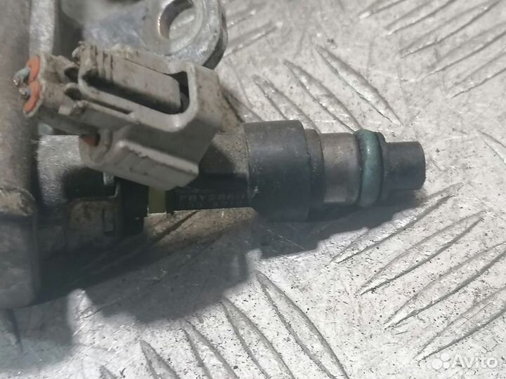 Форсунка двигателя Nissan Qashqai 2009