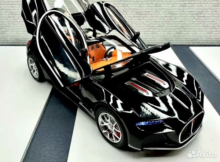 Металлическая машинка Bugatti Atlantic 1:24