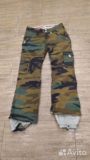 Штаны для сноуборда женские