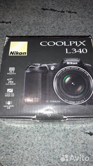 Компактный фотоаппарат