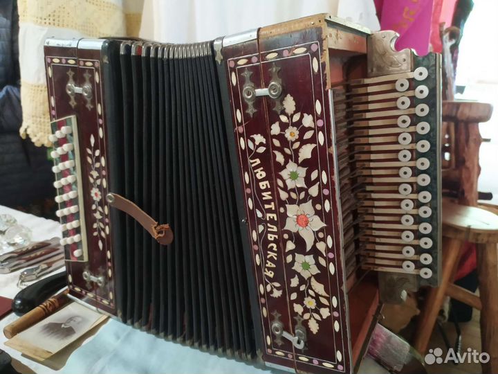 Гармонь любительская старинная