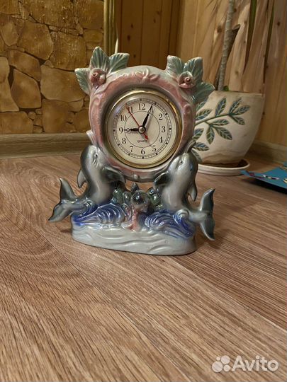 Настольные часы