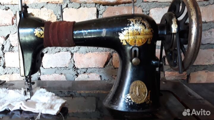 Швейная машинка зингер антикварная