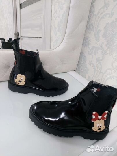 Ботинки zara для девочки 36