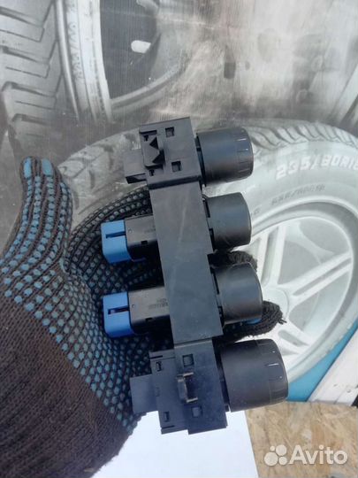 Кнопки Ssang Yong Kyron 2007 - 2015 г. в