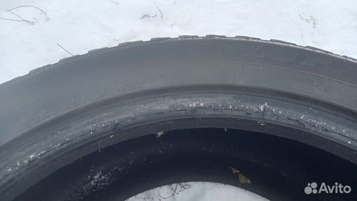Dunlop SP Winter Ice 01 235/45 R17 97T