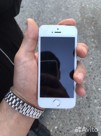 iPhone 5S, 16 ГБ