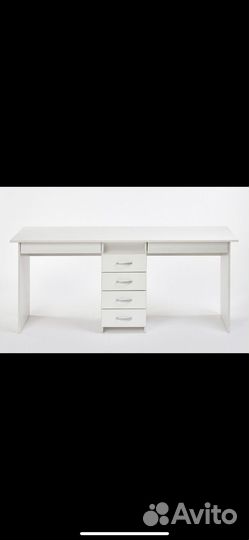 Детский письменный стол