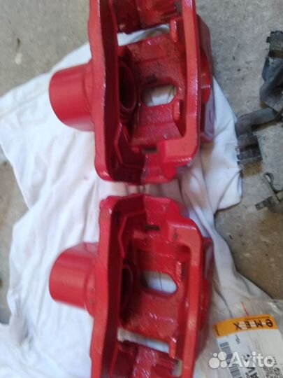 Суппорта задние на Hyundai Equus / Genesis Coupe