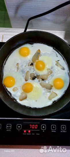 Домашние куриные яйца,от молодых курочек