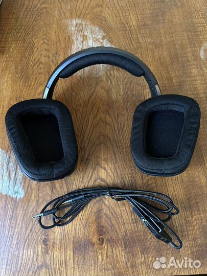 Беспроводные наушники logitech G933