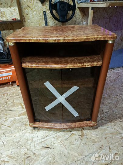 Тумба под телевизор