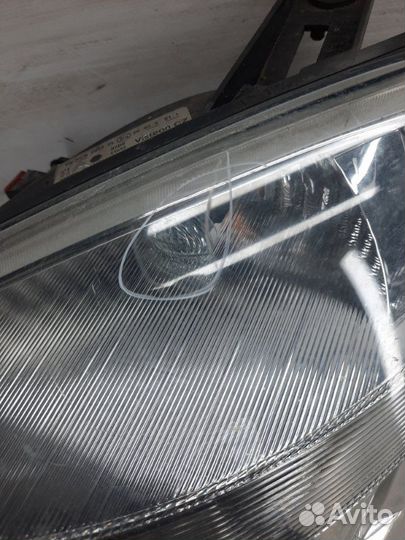 Фара передняя левая Citroen Berlingo минивэн 1.9