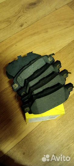 Колодки тормозные задние дисковые 2233201