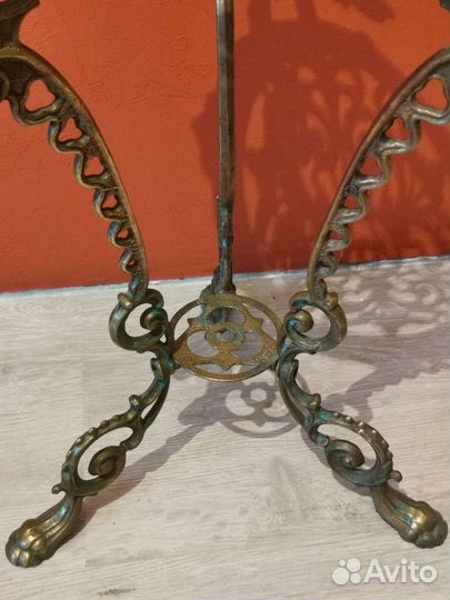 Антикварная подставка. Бронза