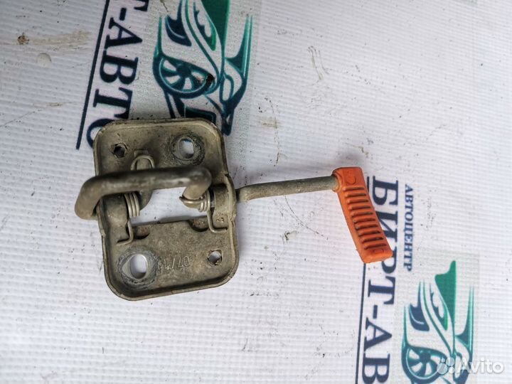 Петля ручка замка капота Volkswagen Polo